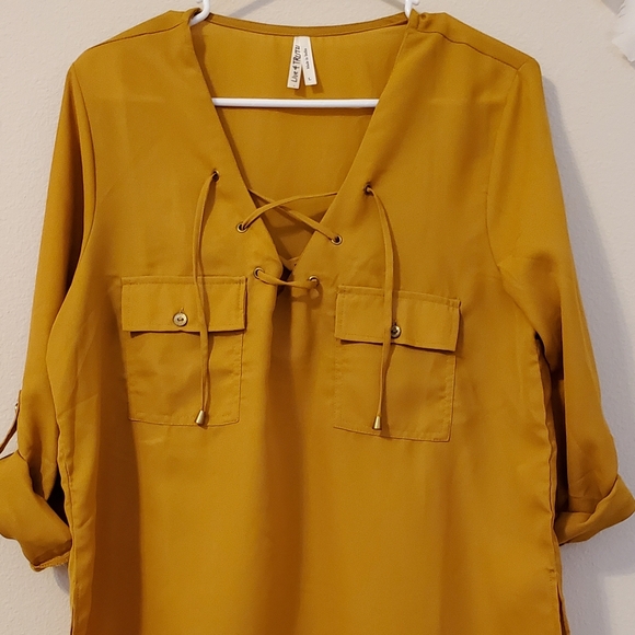 NWOT Live 4 Truth long sleeve top/blouse - Picture 4 of 6
